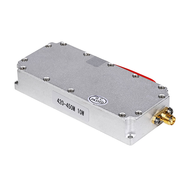 Qu'est-ce qui rend un module anti-drone 10 W 420-450 MHz essentiel pour la protection moderne de l'espace aérien ?